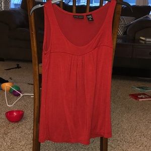 Red New York and company top